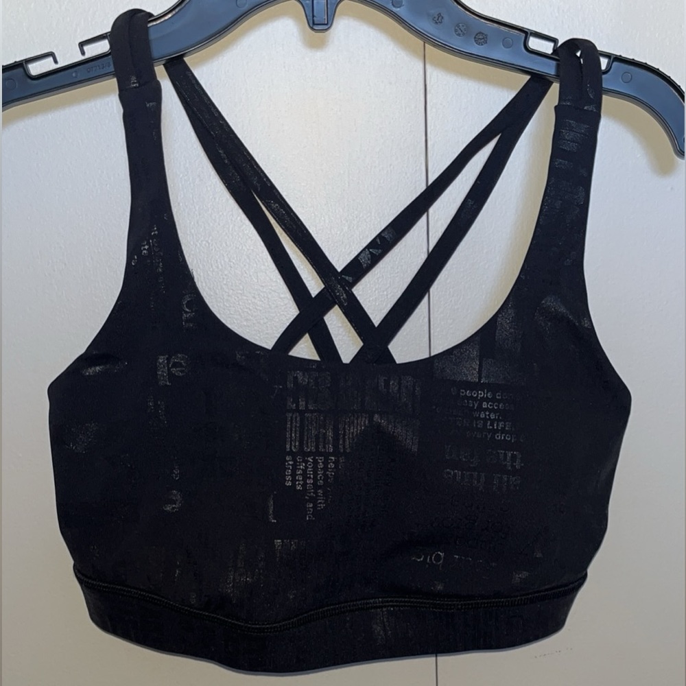Lululemon Energy Bra Manifesto size 6. Excellent condition. Like new.